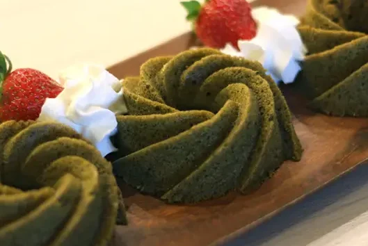 Imagen de bizcochitos de te matcha una buena pinta super delicioso